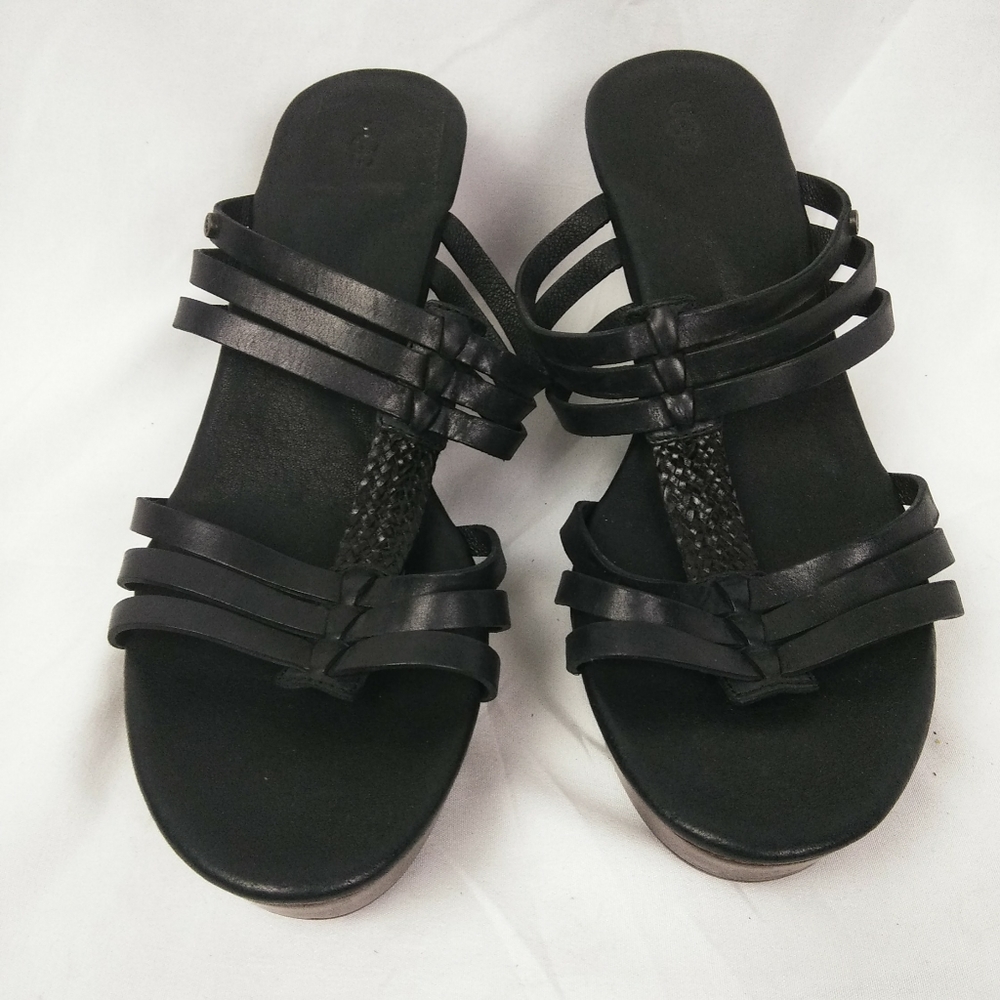 UGG Mattie Wedge Sandal